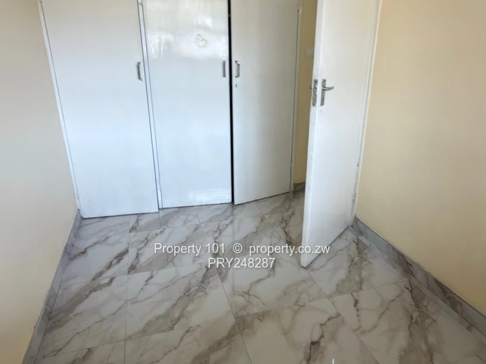 Flat To Let Eastlea (Sole Mandate)
