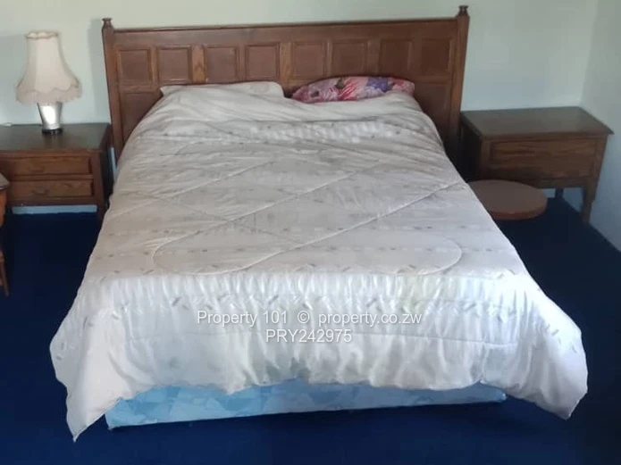 Exquisite Nyanga-MOUNTAIN LIVING FORSALE 120k (Sole Mandate)