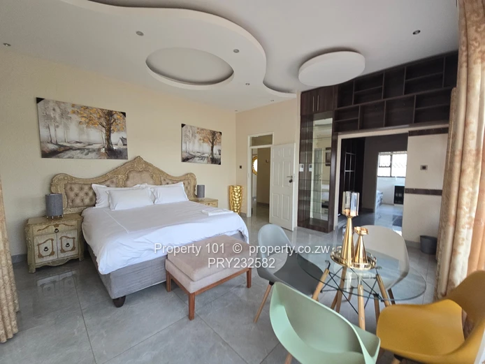 To Rent ~The Grange 5 bedrooms House (furnished @$3000)