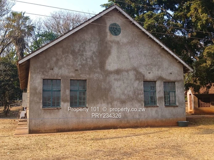 Forsale in Horgerty Hill-An exquisite 7beds-En-suites House