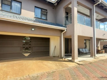 Rental~an exquisite fully furnished 6 bedrooms, double storey house 