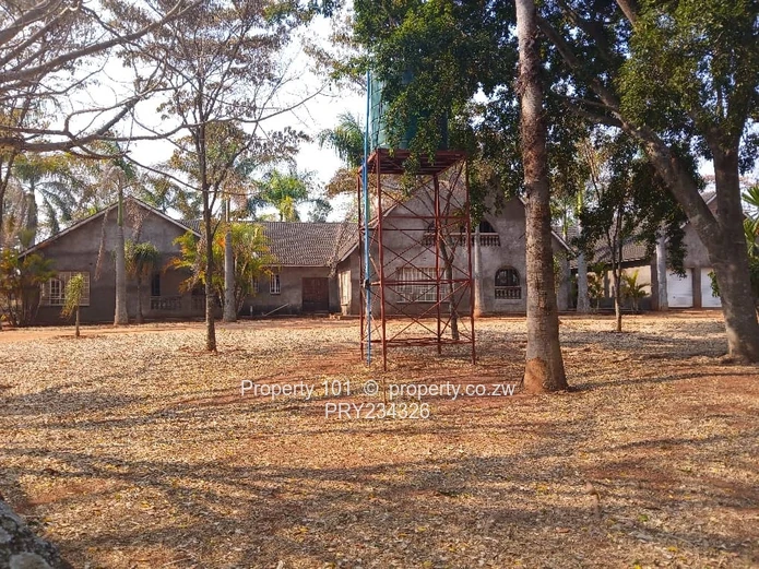 Forsale in Horgerty Hill-An exquisite 7beds-En-suites House