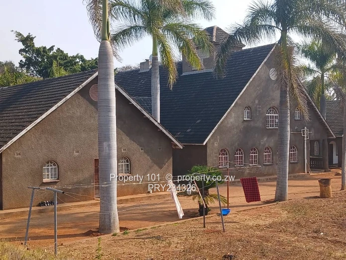 Forsale in Horgerty Hill-An exquisite 7beds-En-suites House