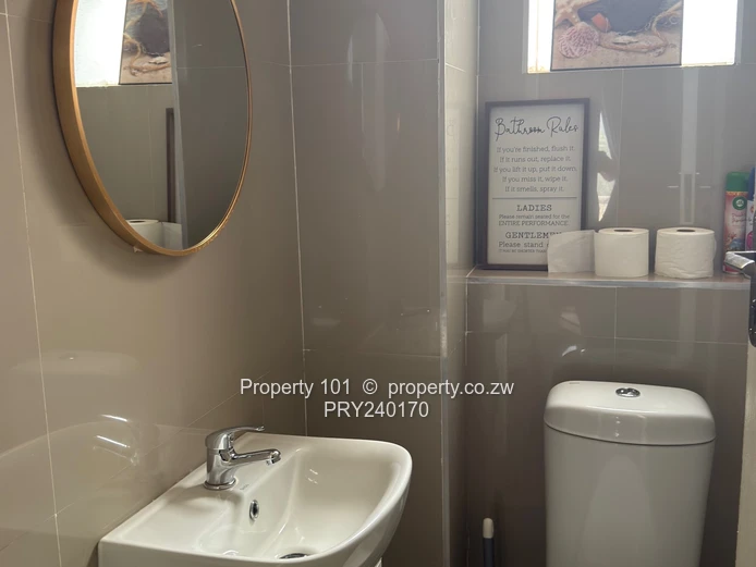 To Let | Modern 2-Bedroom Apartment – Upper Avenues