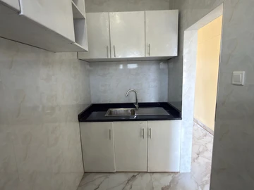 2 Bedroom Flat & Apartment