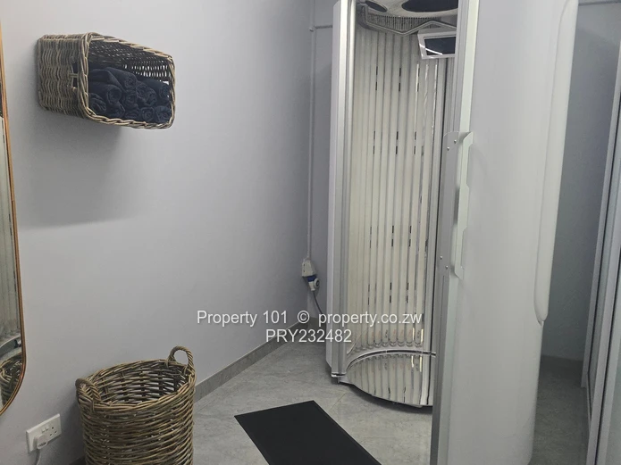 To Rent- commercial property at paddington square /Lewisam